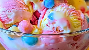 Creamy Homemade Bubblegum Ice Cream Recipe