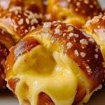 Warm Gooey Cheesy Pretzel Bites Warm Gooey Cheesy Pretzel Bites