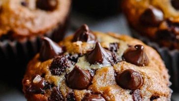 One Bowl Banana Chocolate Muffins Recipe