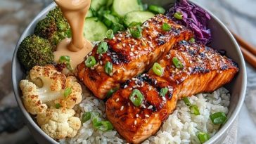 Sriracha Honey Salmon Bowls