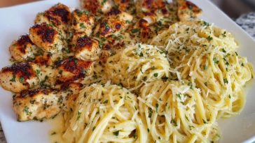 Creamy Garlic Parmesan Chicken with Cheesy Spaghetti