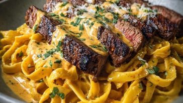 Velveeta Steak Fettuccine with Garlic Butter Cream Sauce