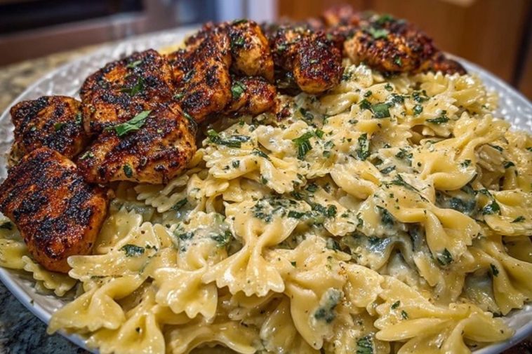 Cheesy Bowtie Pasta with Garlic Parmesan Chicken
