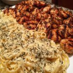 Creamy Garlic Butter Chicken & Linguine in Alfredo Sauce