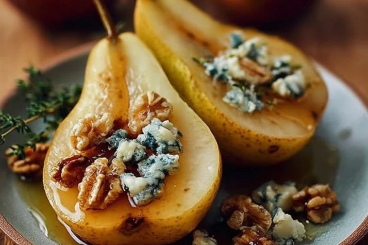 Elegant Warm Baked Pears with Blue Cheese and Honey Drizzle