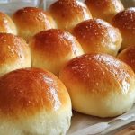Fluffy Bread Rolls for Any Occasion
