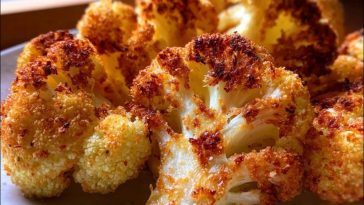 Crispy Parmesan Roasted Cauliflower