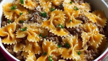 Garlic Butter Beef & Cheesy Bowtie Pasta