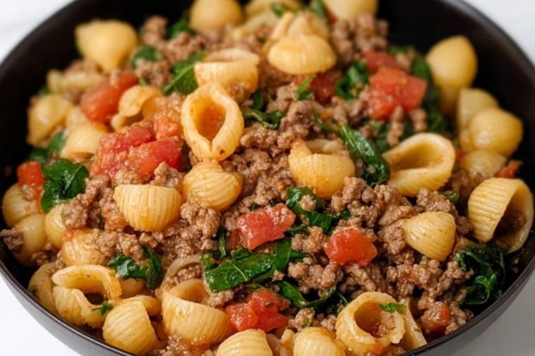 One Pan Healthy Ground Beef Pasta