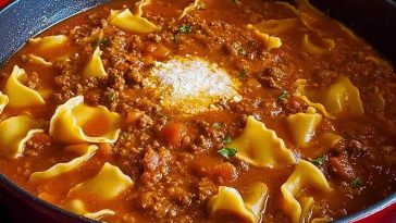 One Pot Lasagna Soup Recipe