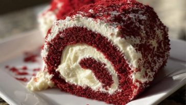 Red Velvet Cake Roll