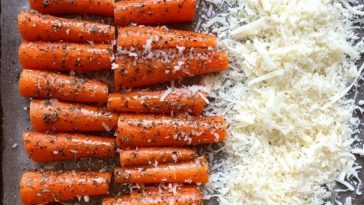 Crispy Parmesan Roasted Carrots