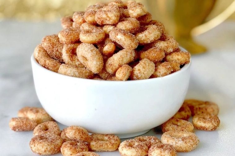 Hot Buttered Mini Donuts