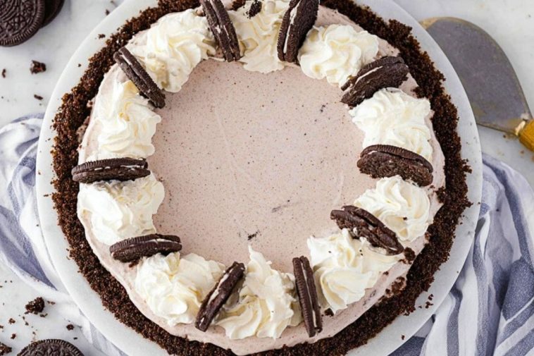No Bake Oreo Pudding Pie