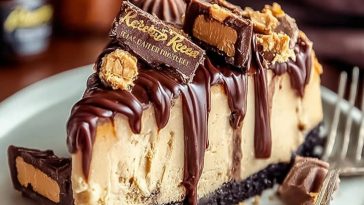 Reese's Peanut Butter Cheesecake