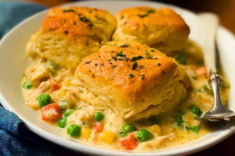 Simple Chicken Pot Pie with Biscuits