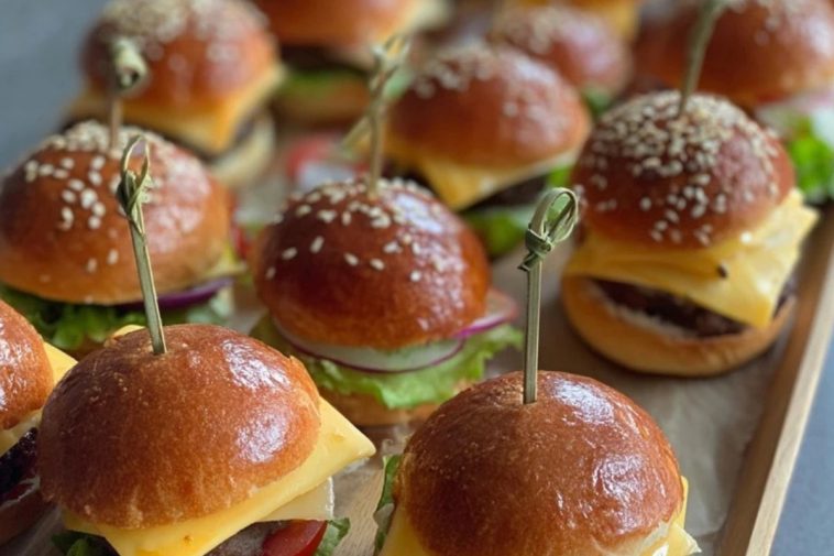 Mini Cheeseburgers