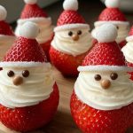 No-Bake Strawberry Santas