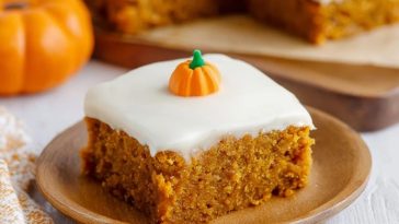Pumpkin Bars with Cream Cheese Frosting