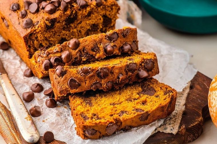 Pumpkin Chocolate Chip Bread