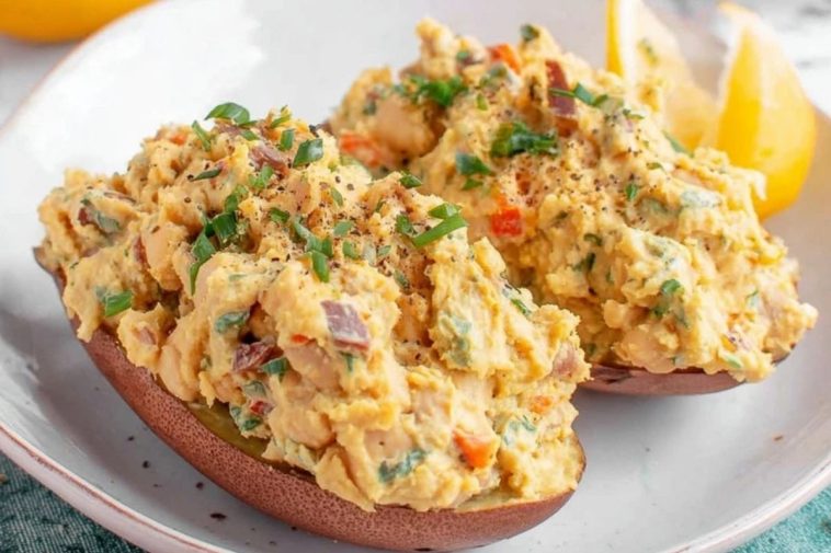 Mashed Chickpea Salad with Greek Yogurt