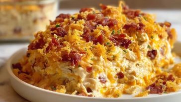 Easy Crack Chicken Casserole