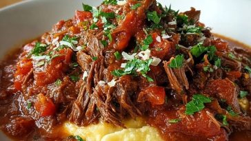 Sunday Dinner Slow Cooker Beef Ragu