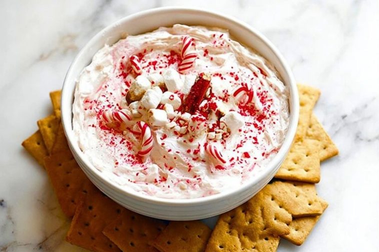 Christmas Peppermint Fluff Dip