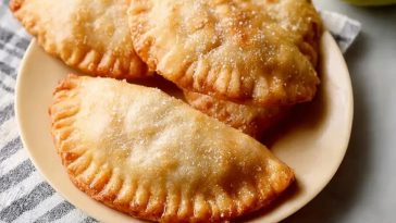 Simple Fried Apple Pies