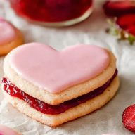 Best Heart-Shaped Strawberry Shortbread Cookies