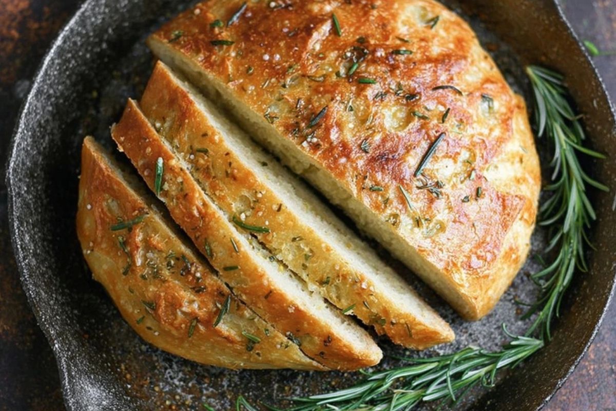 No Knead Rosemary Garlic Bread
