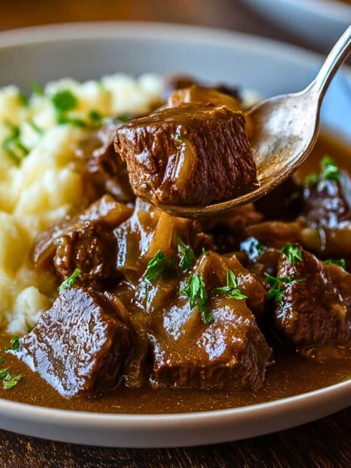 Slow Cooker Beef Tips and Gravy
