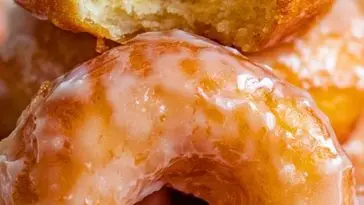 Old Fashioned Sour Cream Donuts